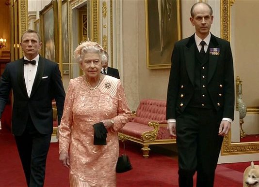 Prince Charles and Camilla honour war dead in Australia