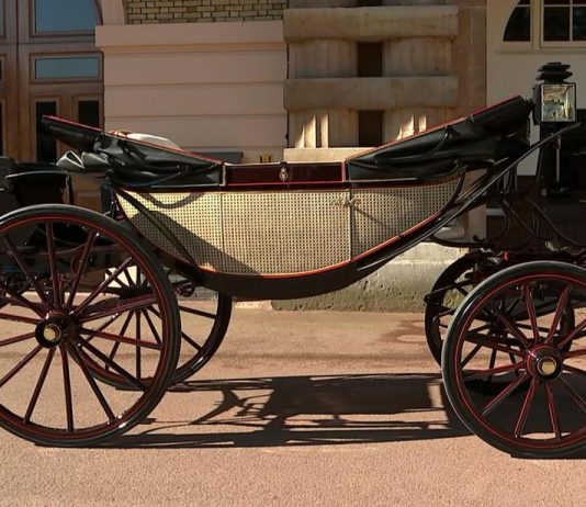 Prince Harry and Meghan Markle Select Ascot Landau Carriage for Wedding Procession Prince Harry and Meghan Markle Selected Ascot Landau Carriage for Wedding Procession
