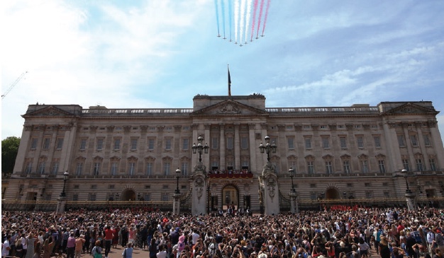 Queen and Members of the Royal Family to Mark 100th Anniversary of RAF