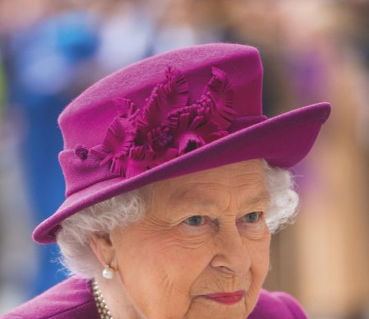 The Queen and The Duchess of Cambridge to Visit King’s College London Queen Elizabeth