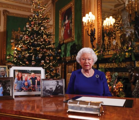 We Wish You A Merry Christmas! Queen's Christmas broadcast
