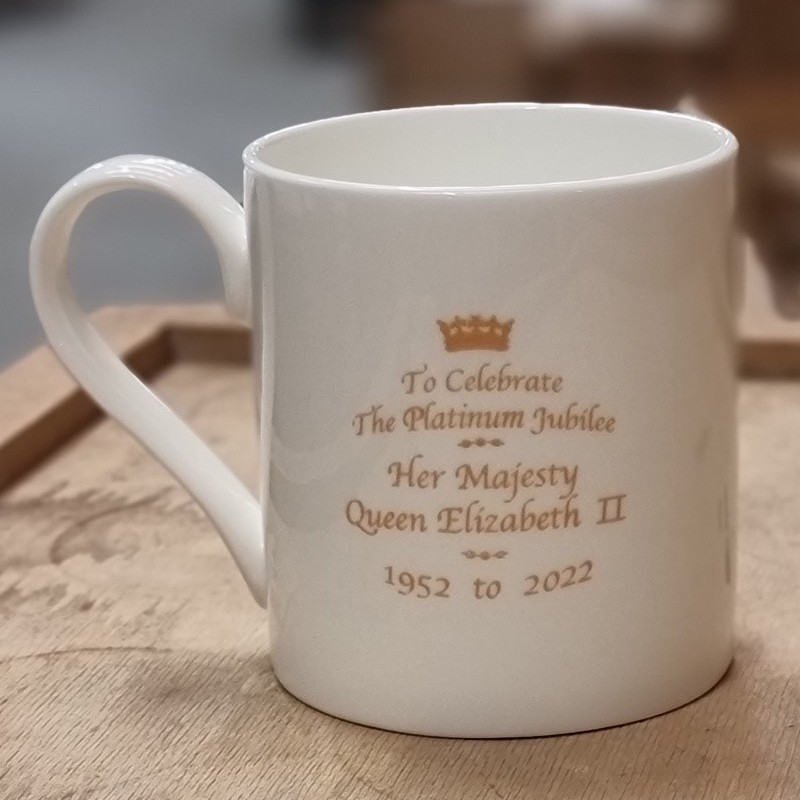 Queen's Platinum Jubilee Bone China Mug