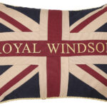Royal Windsor – Vintage Couch Cushion
