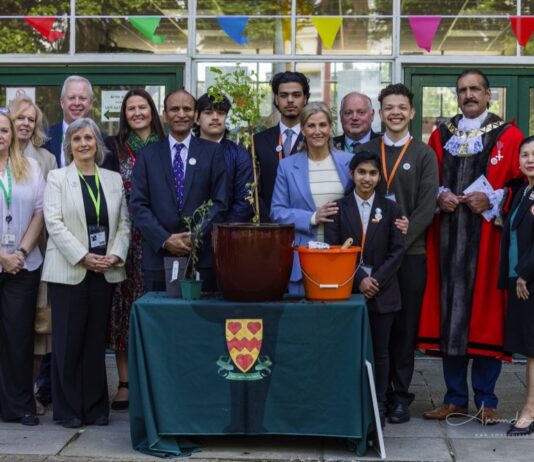 The Duchess of Edinburgh Visits Student Gardening and Community Spirit HRH The Duchess of Edinburgh, patron of the Children's Flower Society, visits Newman Catholic College, Harlesden, to see the gardens the students have created and maintain in the College Grounds. Newman Catholic College, Harlesden, London, UK. 7th May 2025. Credit: Amanda Rose/@amandarosephoto